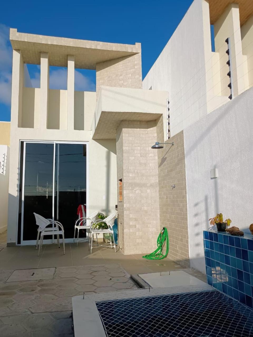 Casa Com Piscina E Churrasqueira 5 Minutos Da Praia, 1 Com Cama De Casal E Segundo Com Duas Camas Infantis * Conde (Paraiba)